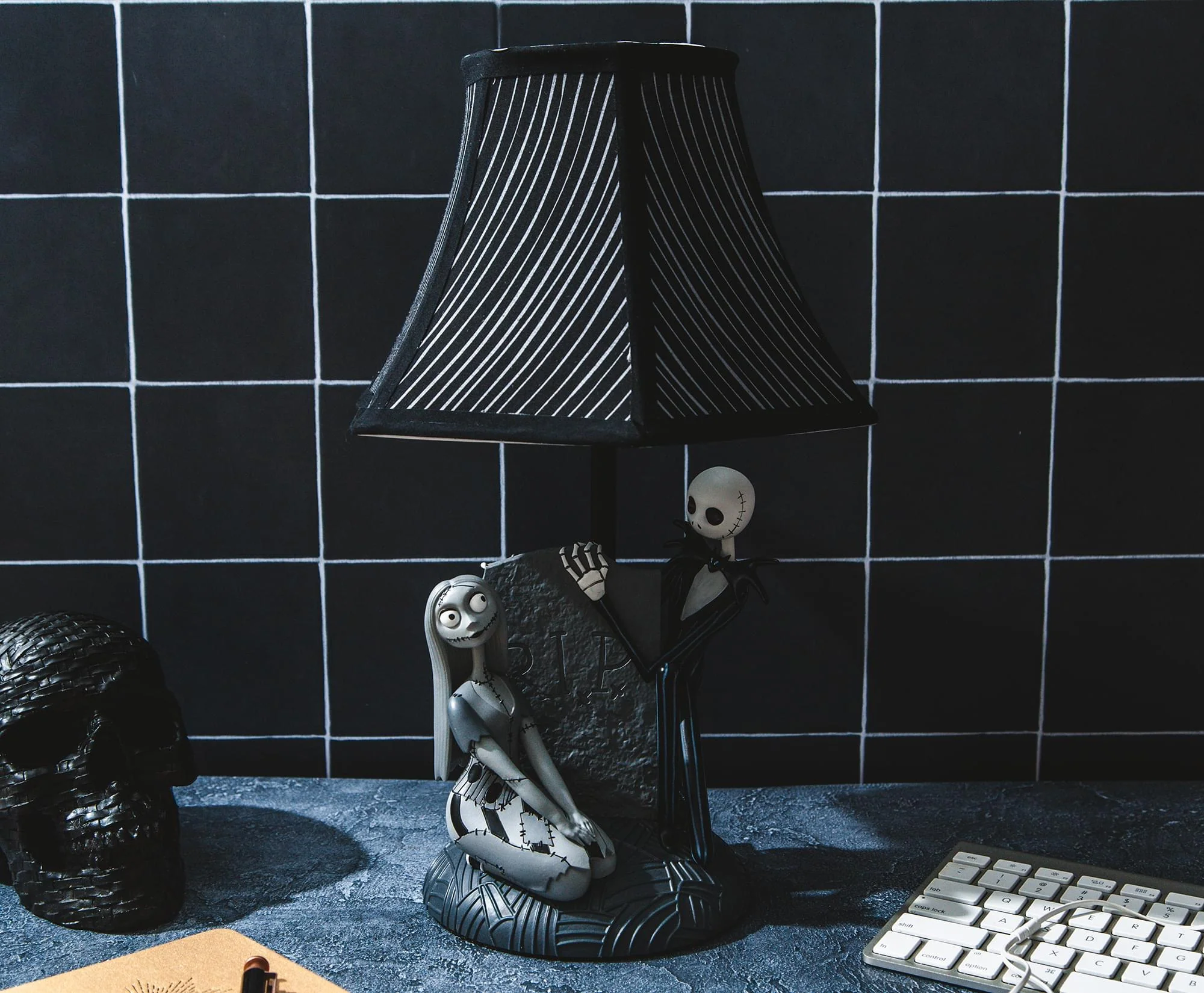 Tim Burton's The Nightmare Before Christmas Jack And Sally 15 Inch Table Lamp - Image 5