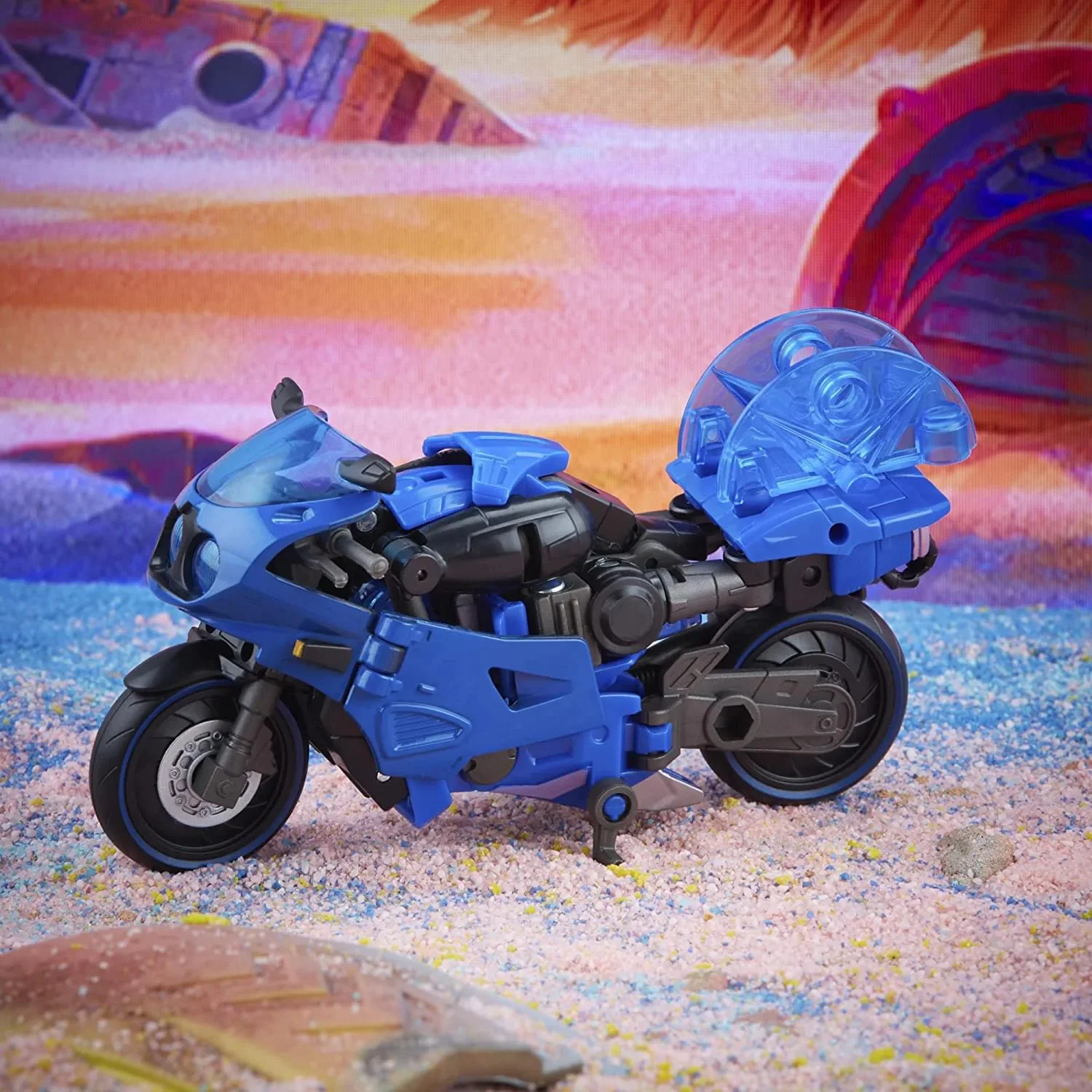Transformers Generations Legacy Prime Universe Arcee Action Figure - Image 4