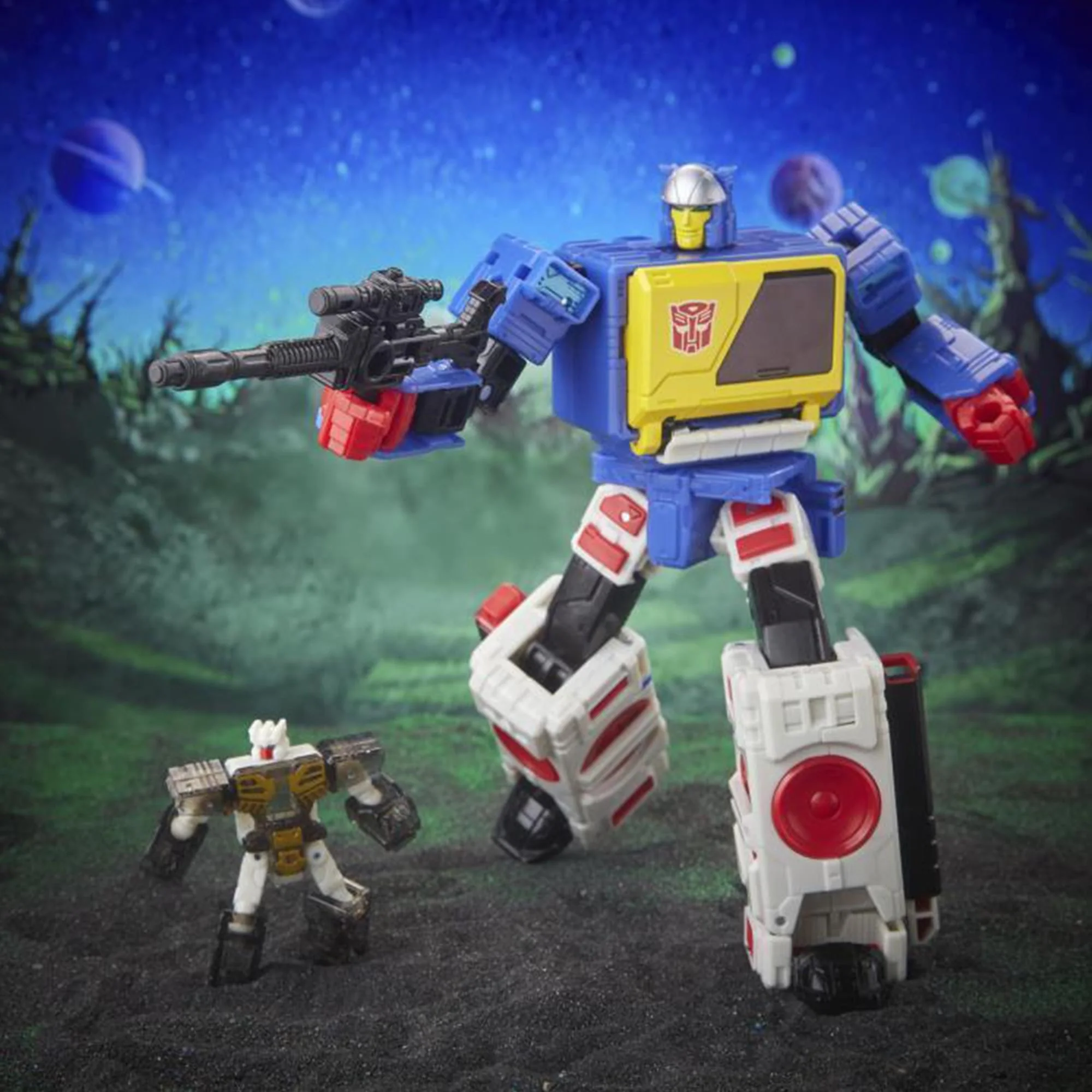 Transformers Legacy Evolution Action Figures | Twincast and Autobot Rewind - Image 5