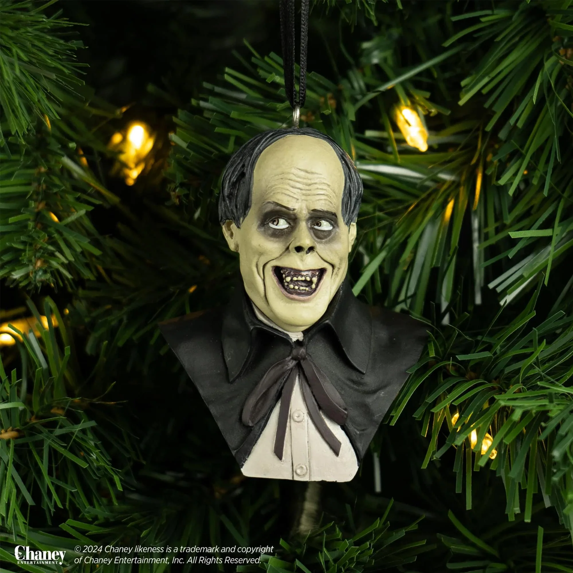 Universal Monsters Holiday Horrors Ornament | Phantom of the Opera - Image 4