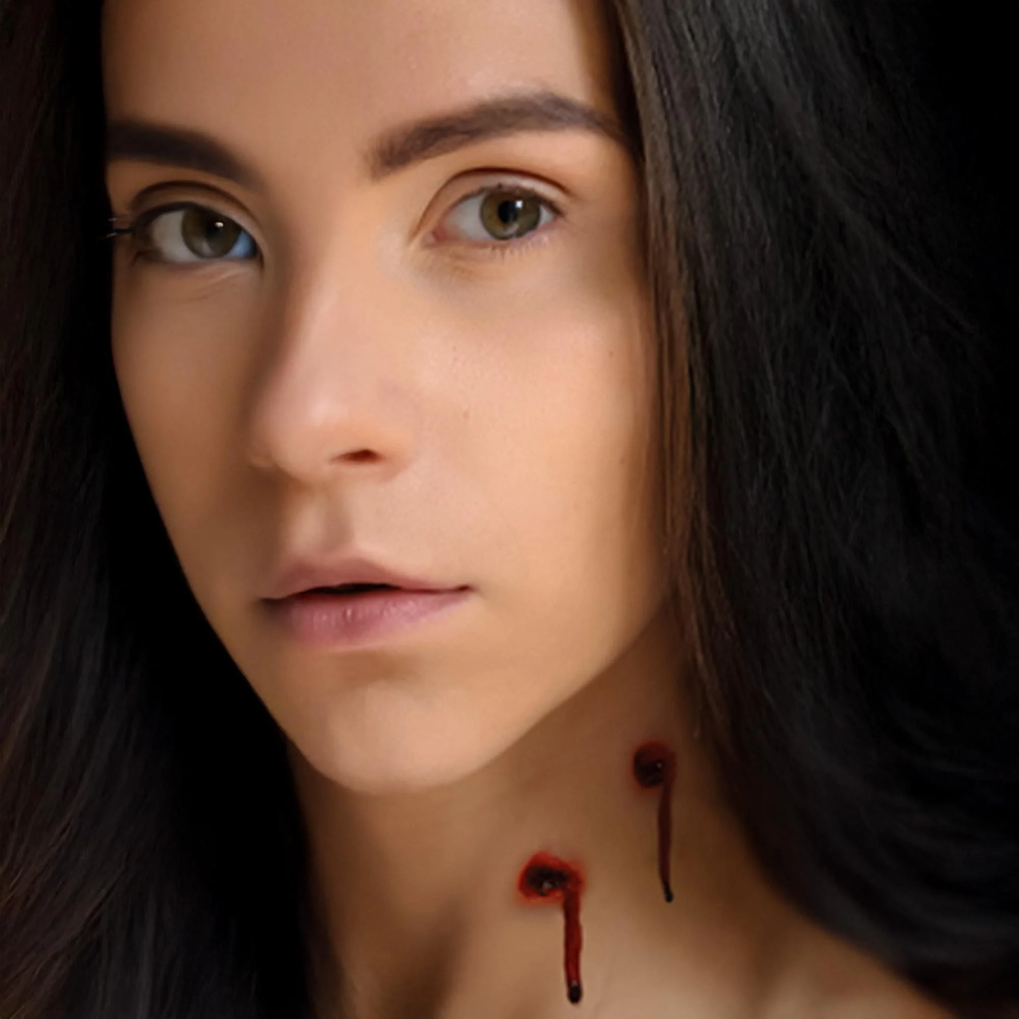 Vamp Bite Glam Gore Adult Costume - Image 3