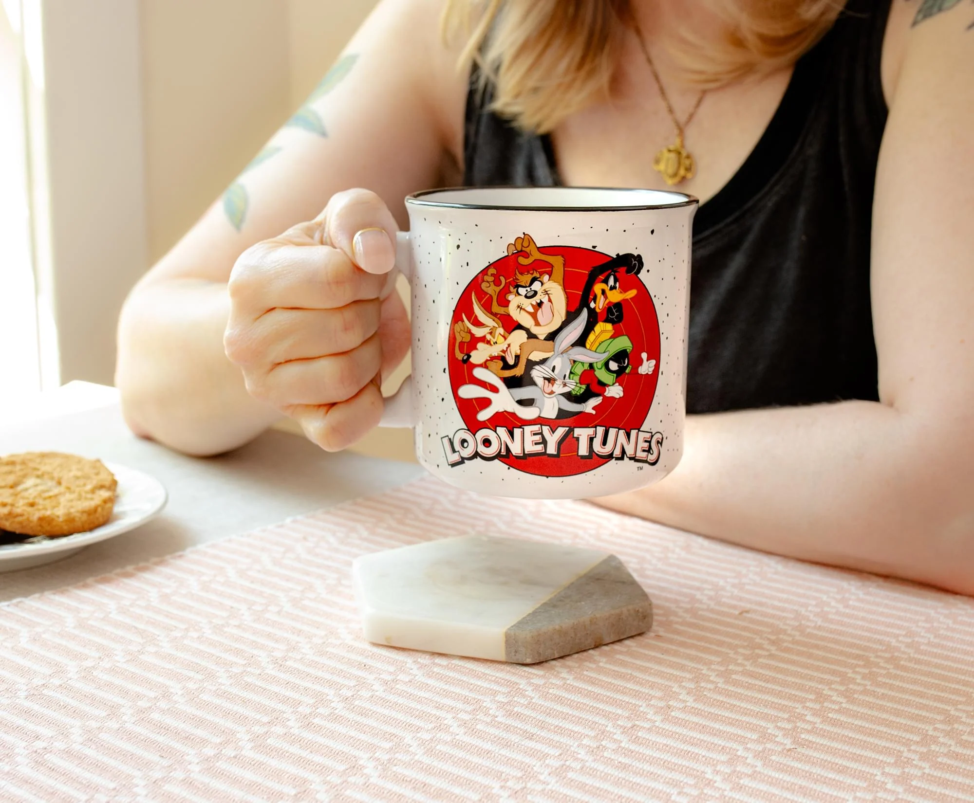 Warner Bros. Looney Tunes Ceramic Camper Mug | Holds 20 Ounces - Image 8