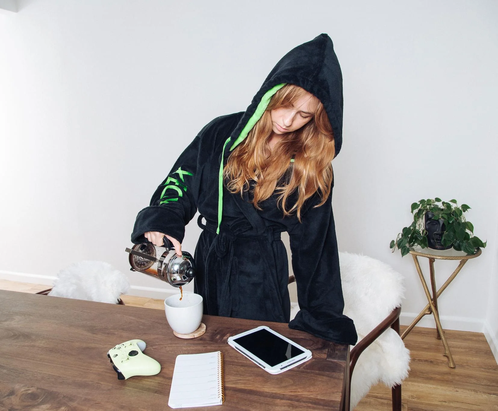 Xbox Gamer Unisex Hooded Fleece Robe for Adults | One Size Fits Most - Image 5