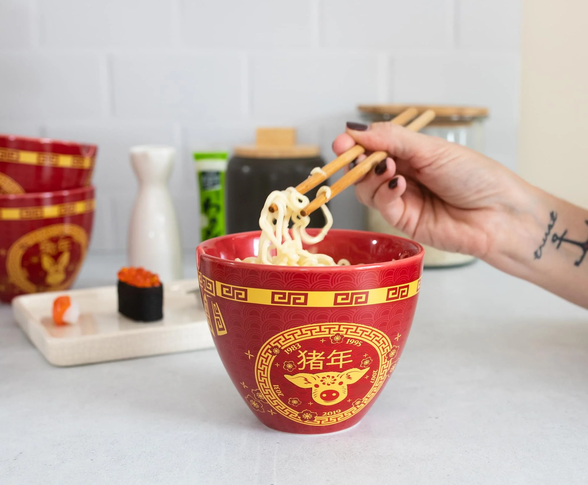 Year Of The Pig Chinese Zodiac 16-Ounce Ramen Bowl and Chopstick Set - Image 4